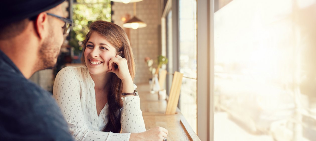 Las mujeres hablan mejor inglés que los hombres (un estudio lo confirma)