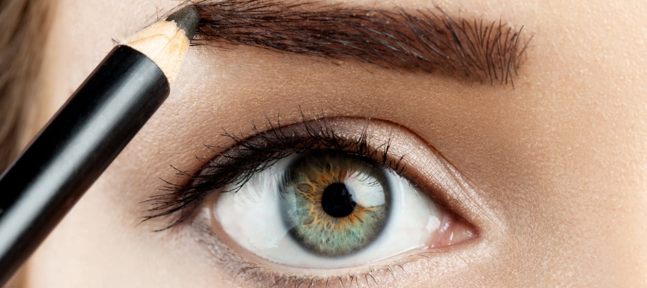 5 productos de maquillaje que te ayudarán a tener unas cejas perfectas