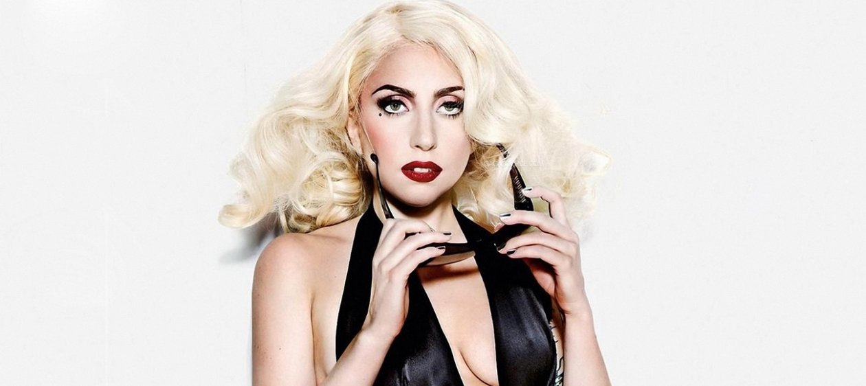 Celebramos los 31 años de Lady Gaga con 10 looks inolvidables