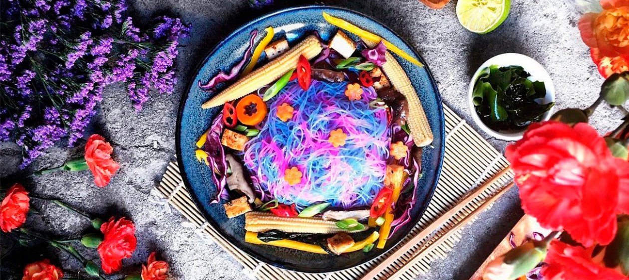 ¡Noodles de unicornio! La colorida tendencia culinaria que se apoderó de Instagram
