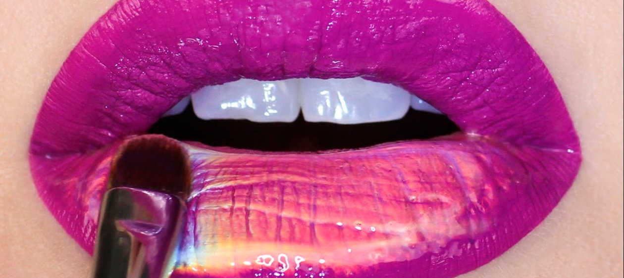 Labios holográficos y metálicos: ¿Dónde encontrar estos productos en Chile?