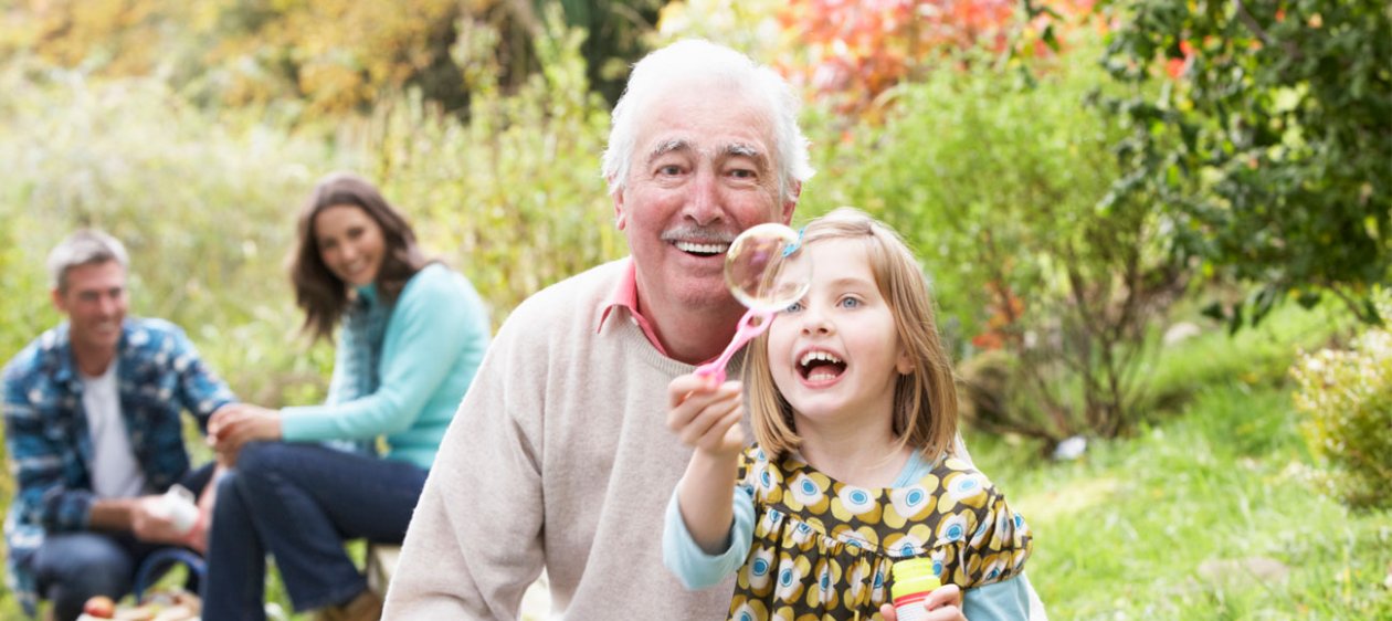 ¿Cómo cuidar a nuestros abuelos en invierno?