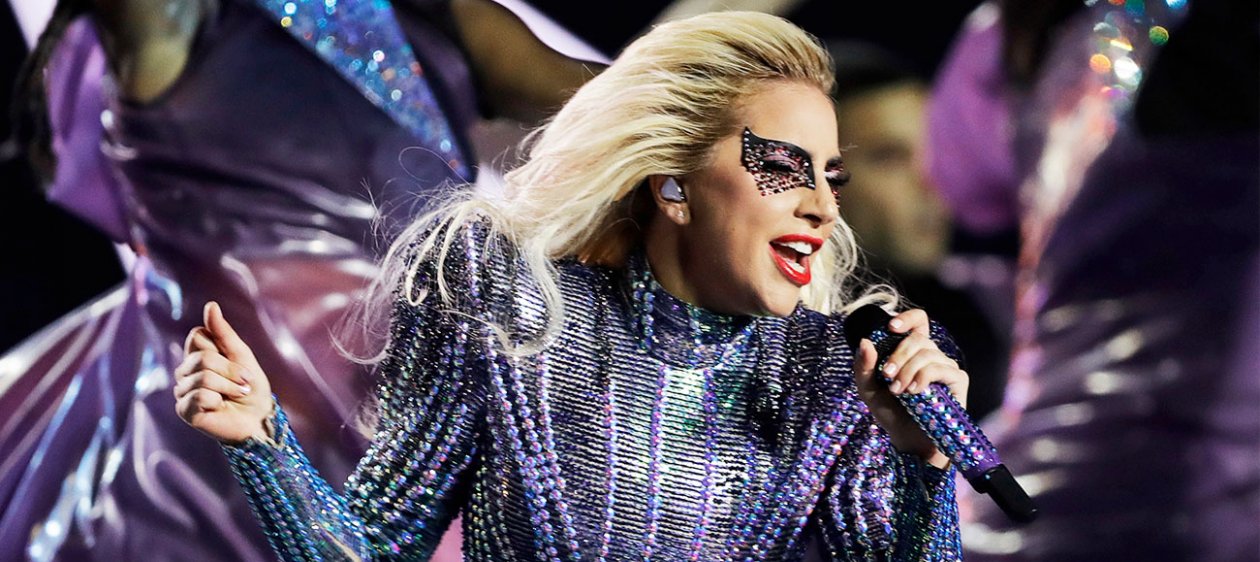 Lady Gaga lanza una edición limitada de bebidas junto a Starbucks