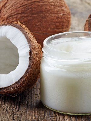 Estudio establece que consumir aceite de coco sería malo Estudio establece que consumir aceite de coco sería malo