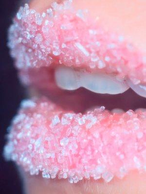 Exfolia tus labios con estas 5 recetas caseras y naturales Exfolia tus labios con estas 5 recetas caseras y naturales
