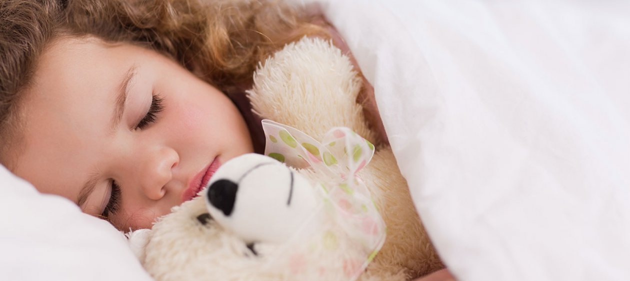 ¡Ojo! Los riesgos de la melatonina para hacer dormir a los niños