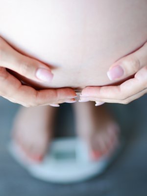 ¿Cómo influye la obesidad en la fertilidad?