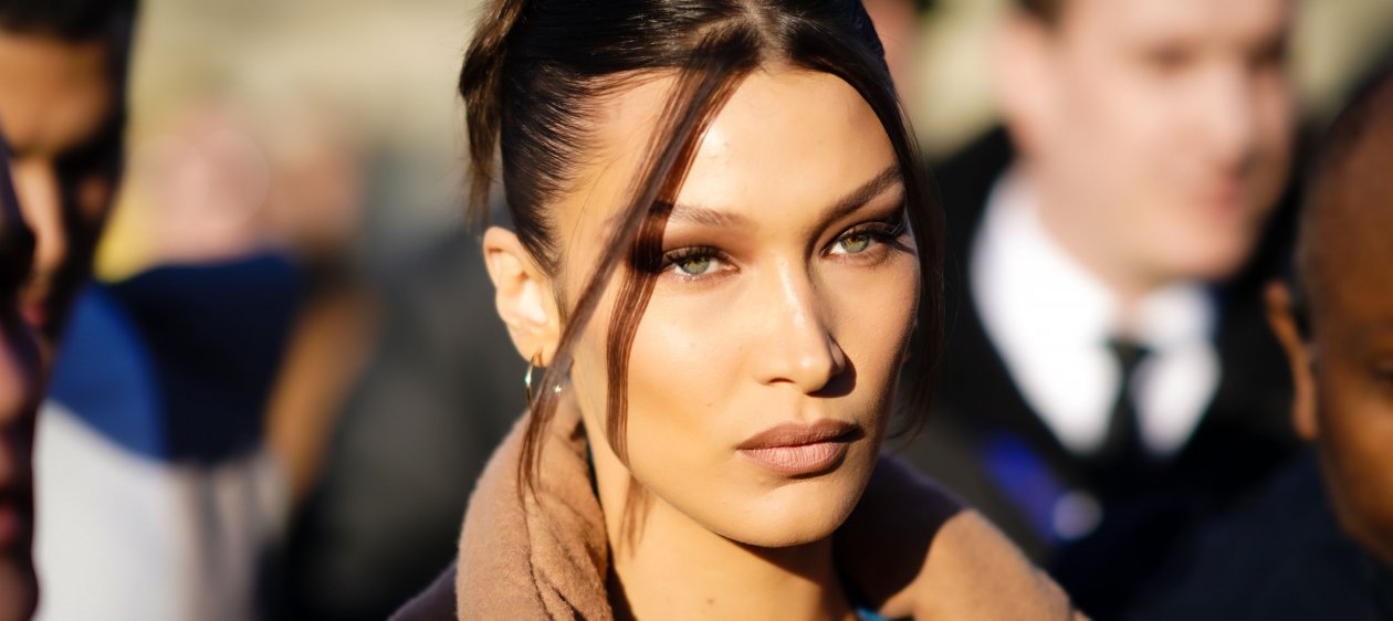 Bella Hadid revela plástica no nariz aos 14 anos