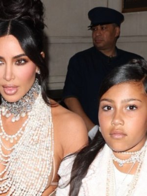 Hija de Kim Kardashian impacta con cambio de look