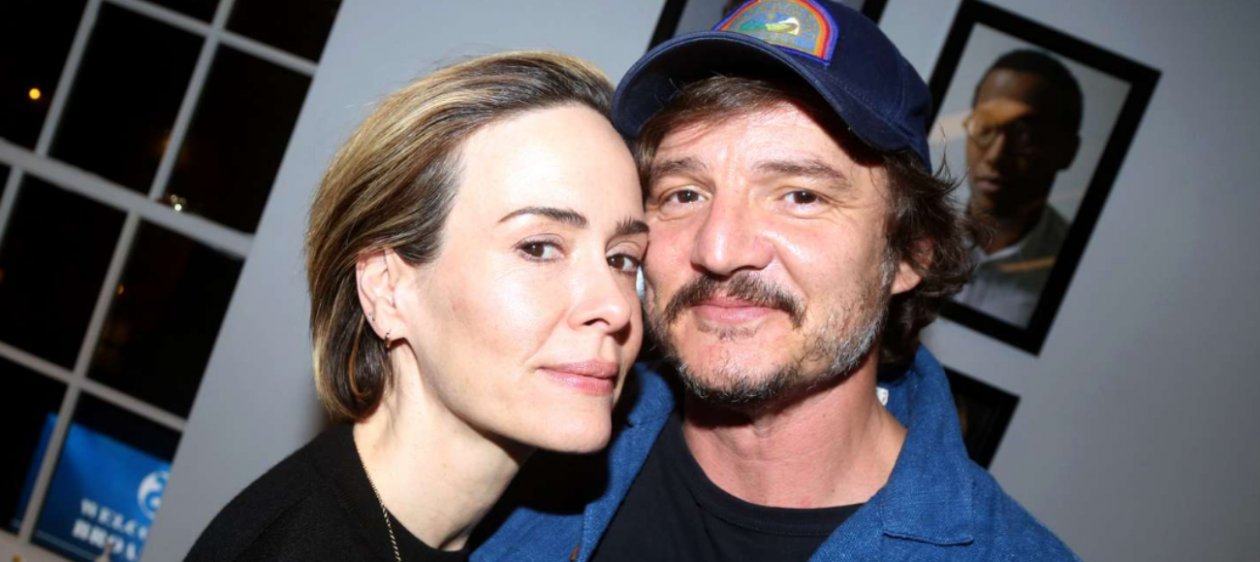 Pedro Pascal y Sarah Paulson: La historia de 30 años de amistad y el gesto que le cambió la vida al actor