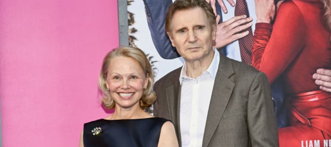 Aseguran que Liam Neeson y Pamela Anderson iniciaron un inesperado romance