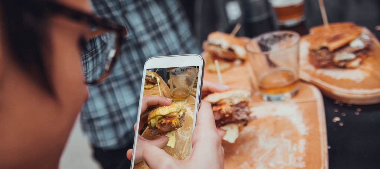 Chilenos recomiendan a la Fuente Alemana como el mejor lugar para comer sándwich