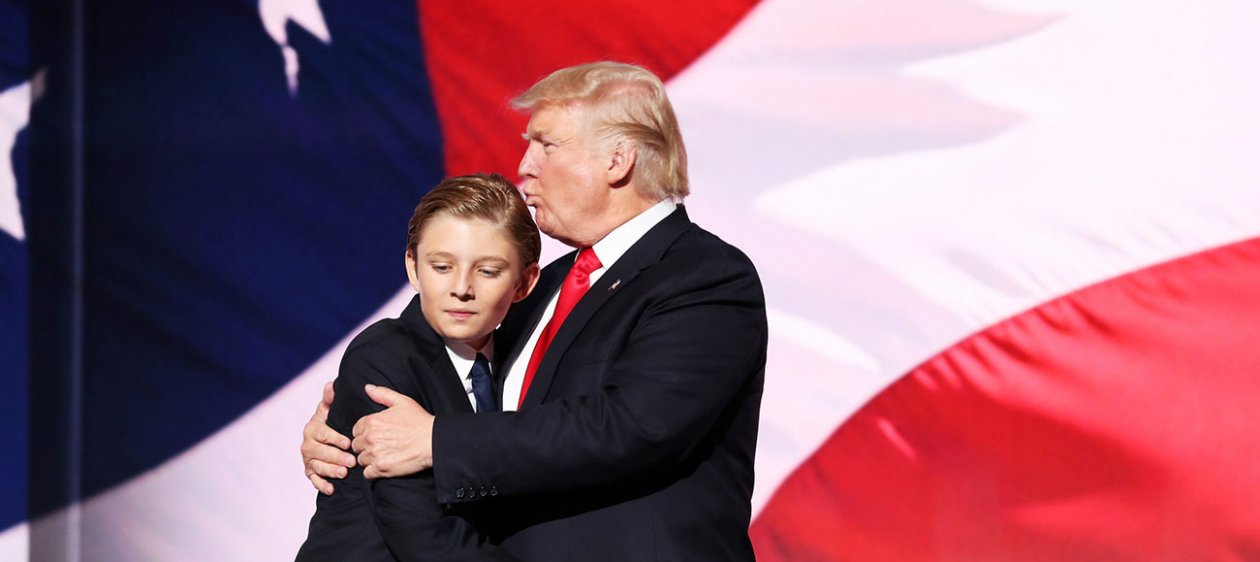 El susto que pasó Barron Trump por una foto de su padre decapitado