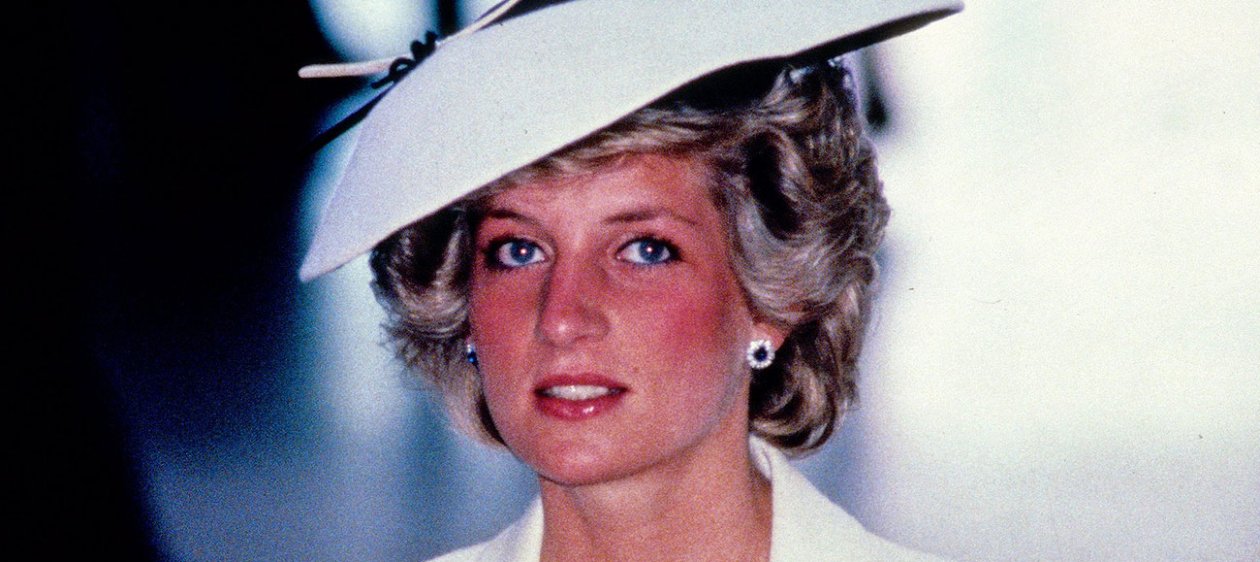 Museo de La moda presenta la exposición 'Recordando a Diana (1961-1997)'