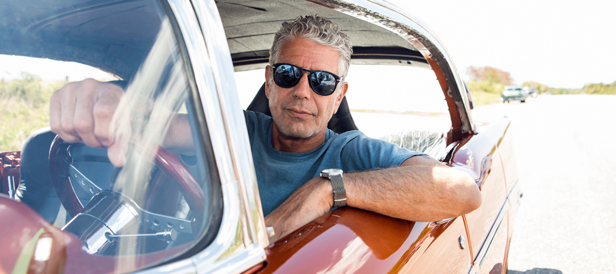 ¡Impresionante! Así luce Anthony Bourdain a sus 61 años