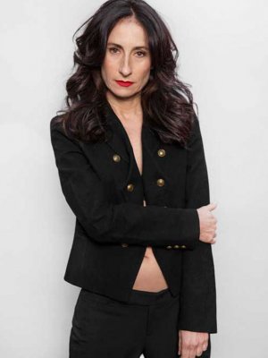 Actriz Amparo Noguera incursiona como modelo