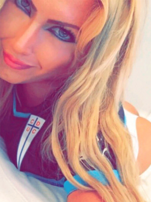 Modelo transexual asegura haber sido invitada por cracks de La Roja a 