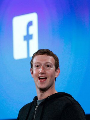 Facebook pide fotos de desnudos a algunos de sus usuarios