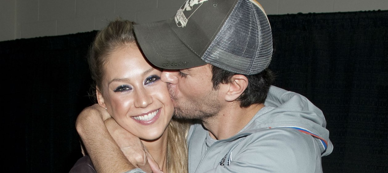 Anna Kournikova reaparece bailando al ritmo de Enrique (¡Y está estupenda!)