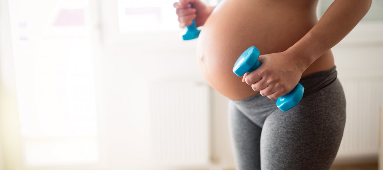 Hacer ejercicio durante el embarazo ayuda al cerebro de tu bebé