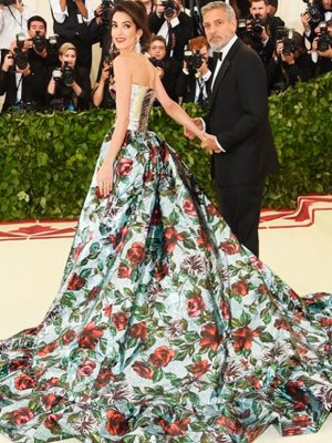 #MetGala2018: ¡Mira los primeros looks que desfilaron por la alfombra roja!