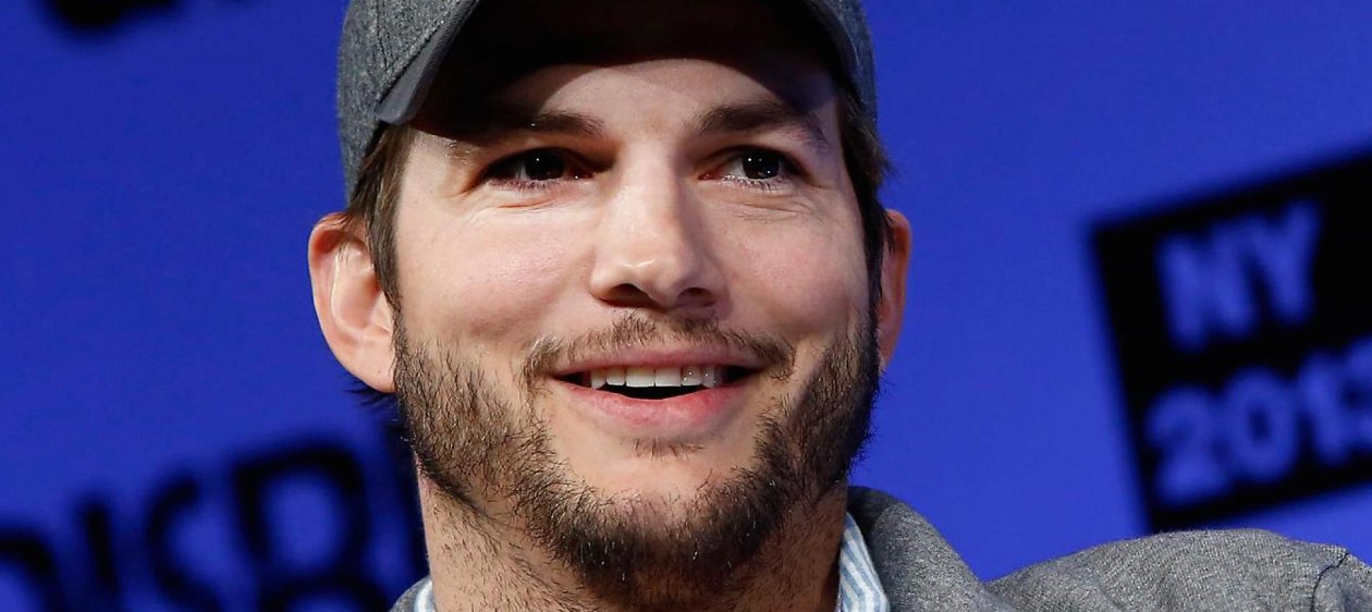 Ashton Kutcher está quedándose calvo