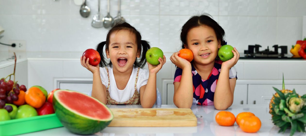 Colaciones saludables: Los 7 alimentos que deben comer nuestros hijos