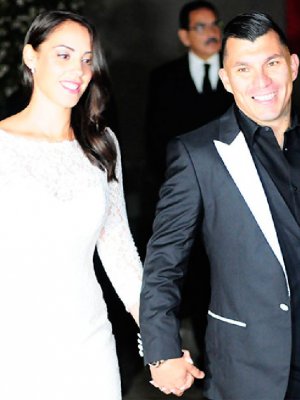 Las 8 verdades que reveló la esposa de Gary Medel en redes sociales Las 8 verdades que reveló la esposa de Gary Medel en redes sociales