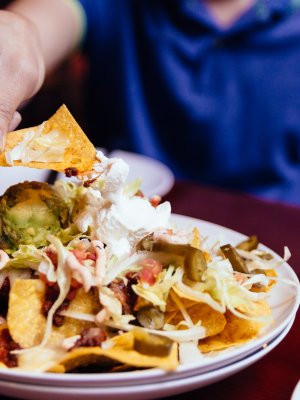 4 Platos de comida que tienen su origen en personas reales