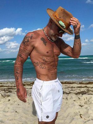 Gianluca Vacchi estrena nuevo single junto a Luis Fonsi y Yandel