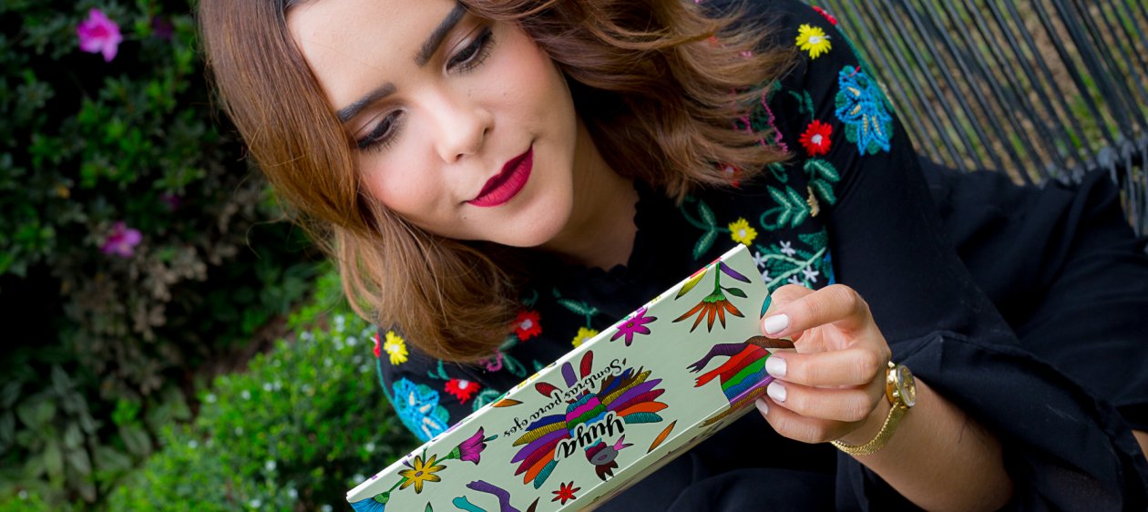 Yuya lanza su línea de maquillaje en Chile: 