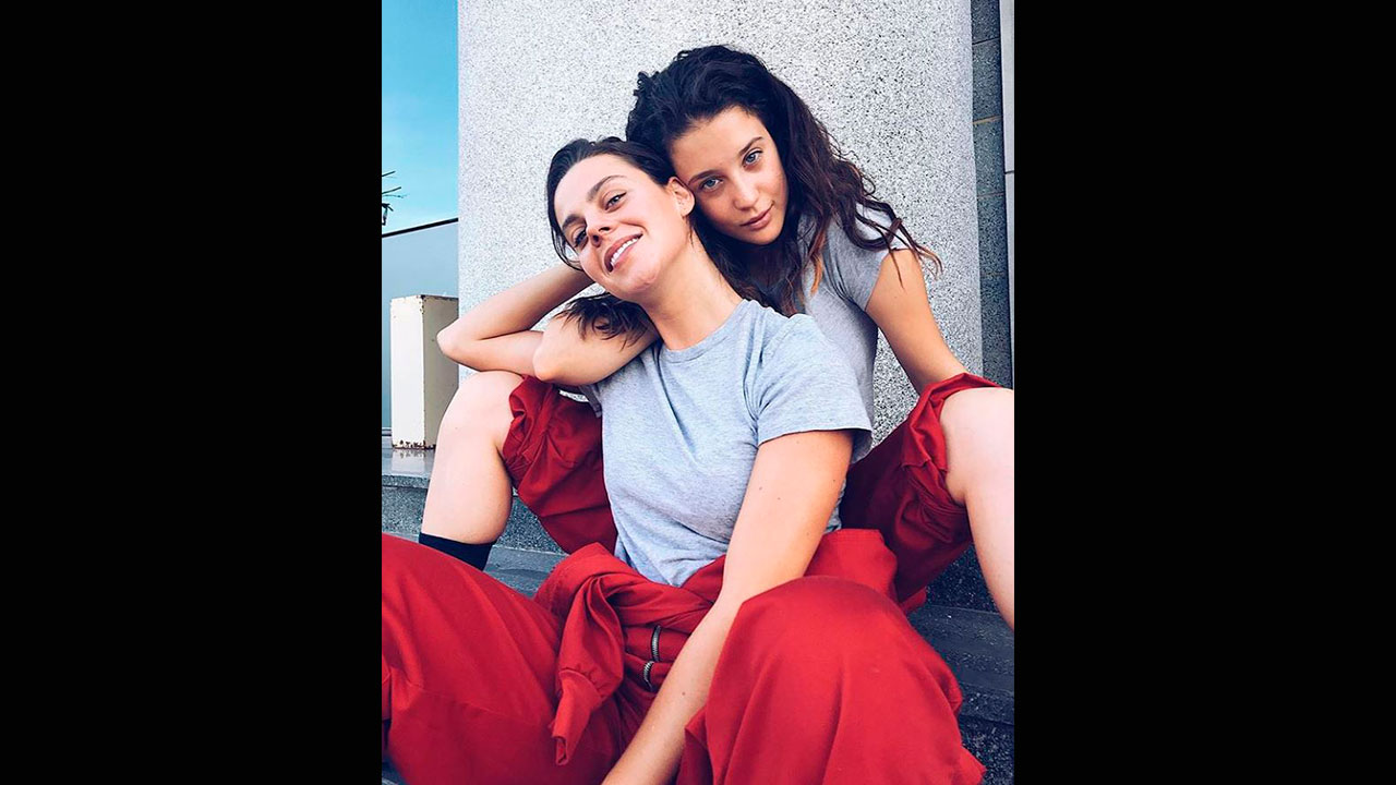 Fotos] Dos actores de 'La Casa de Papel' están juntos en la vida real -  
