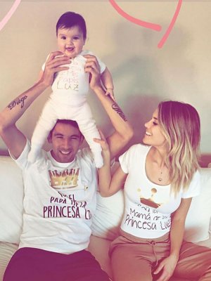 Gala Caldirola ya tiene con quien jugar a 'las mordiditas'