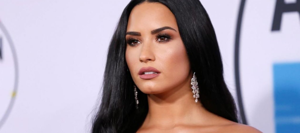 Demi Lovato es captada fuera de rehabilitación y con nuevo galán