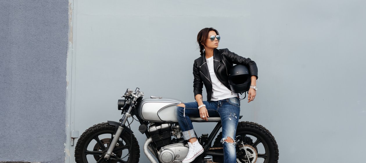 Cada vez más mujeres chilenas se mueven en motocicleta
