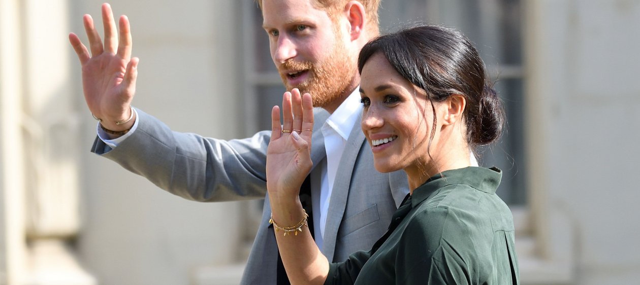 ¿Cuál es el mensaje detrás de la foto navideña de Harry y Meghan?