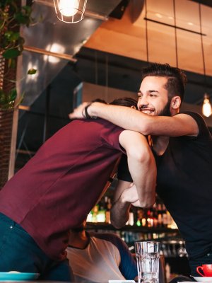 ¿Por qué algunas personas odian, o evitan, los abrazos?