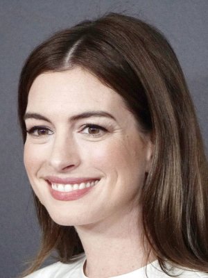 Este es el secreto de Anne Hathaway para alejar la energía negativa