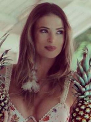 Julia Fernández declasificó una foto de su antes y después