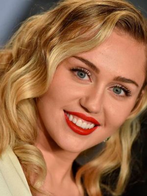 La divertida respuesta de Miley Cyrus para desmentir los rumores de embarazo