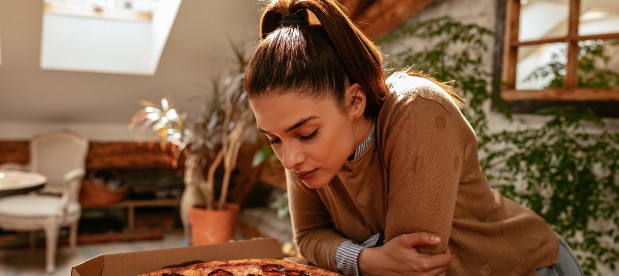 Existe un truco científico para no caer en la comida chatarra