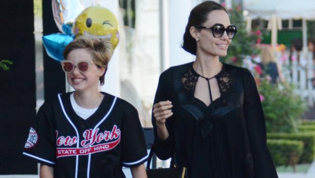 Angelina Jolie y su hija Shiloh 