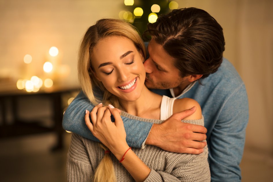 ¿Por qué los besos en el cuello resultan tan agradables? - m360.cl