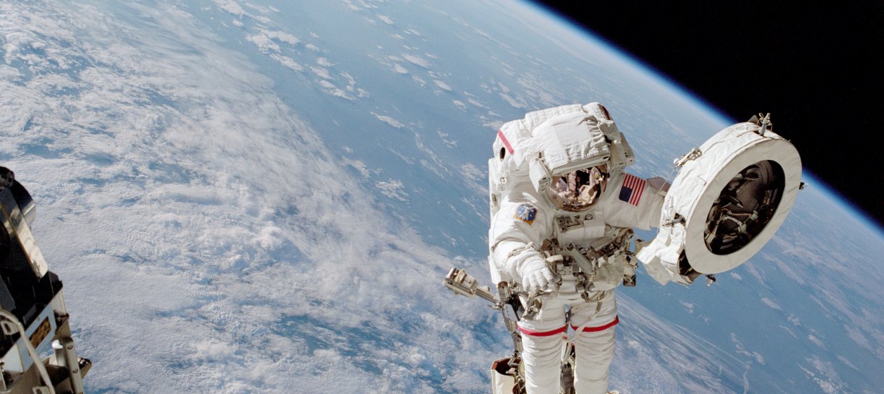 El debate que causó la cancelación de la primera caminata espacial solo de mujeres