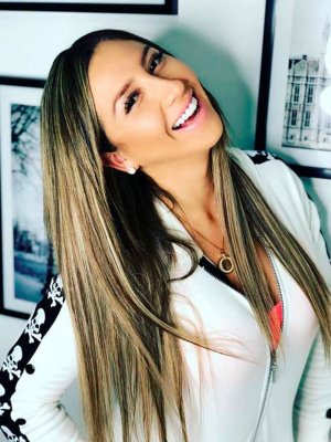 Nicole Moreno es criticada por su accesorio en redes sociales