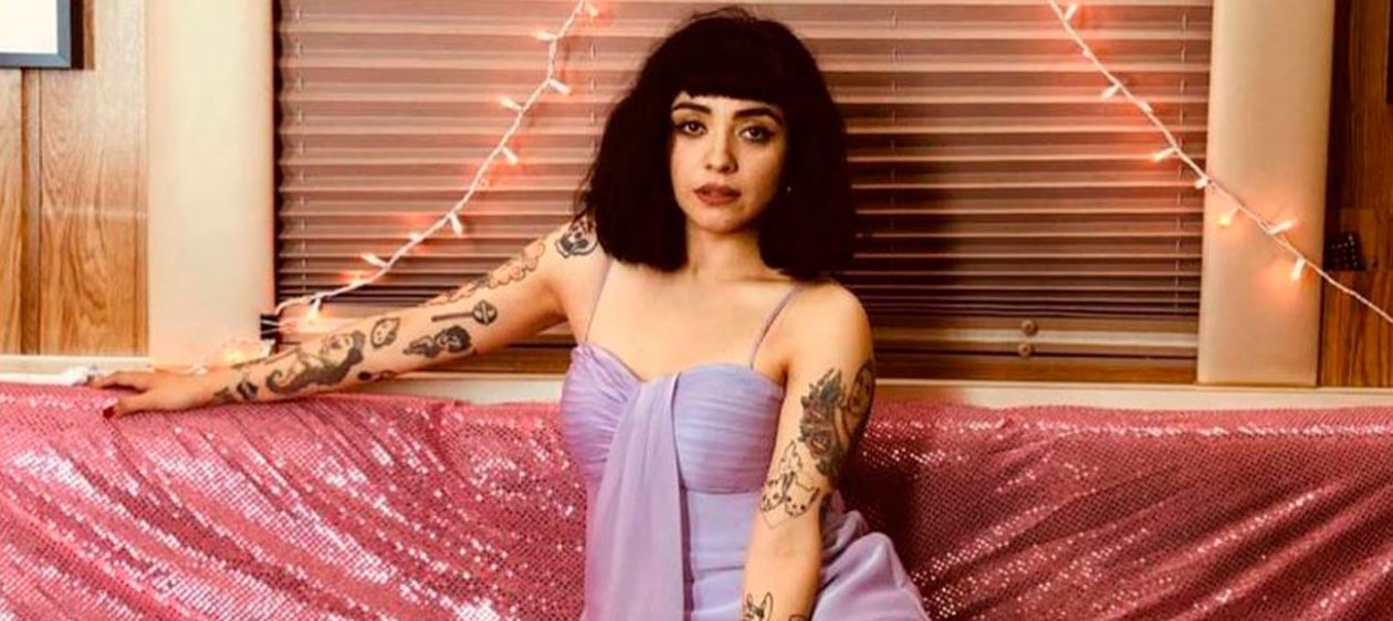 Mon Laferte compartió una tierna postal de la infancia por su cumpleaños