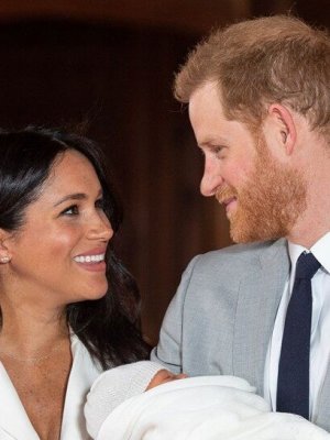 El especial accesorio de Meghan Markle que pasó desapercibido en la presentación de Archie