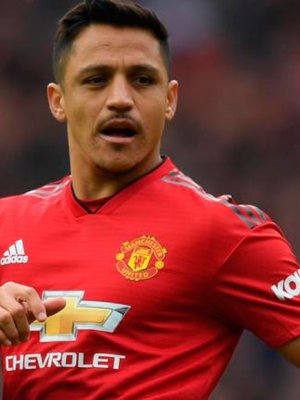 Alexis Sánchez lanza nueva colección de ropa en Chile