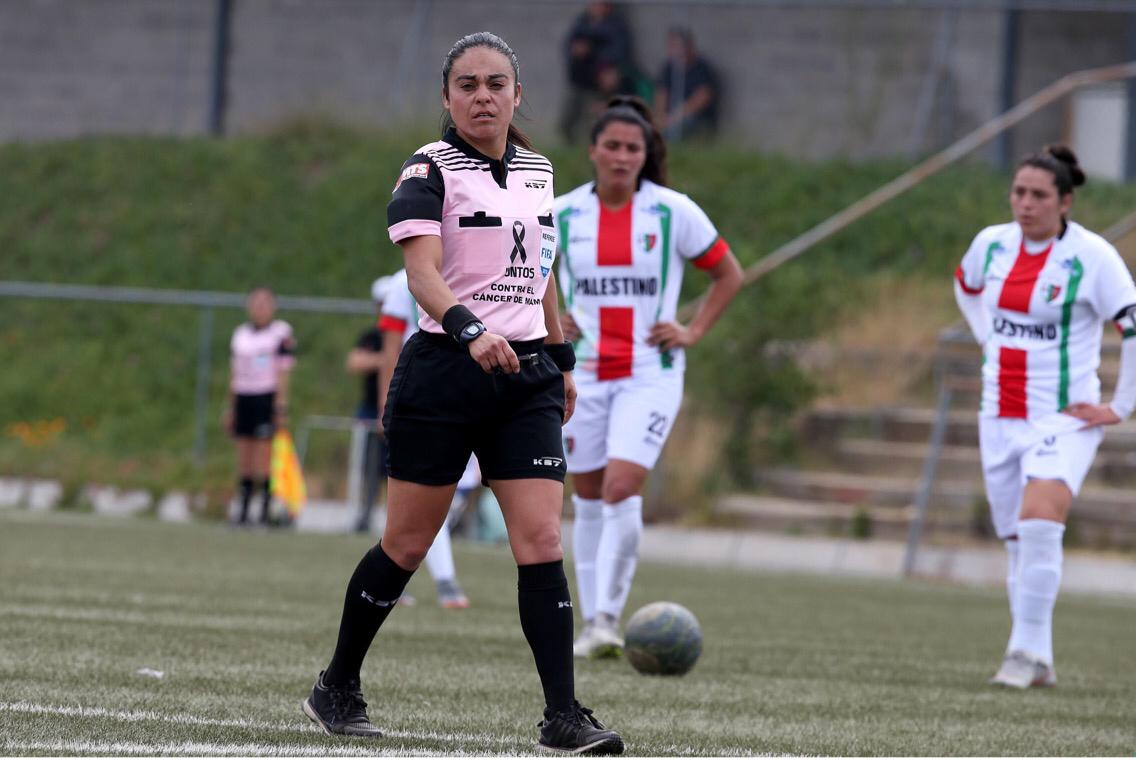 María Belén Carvajal en cancha