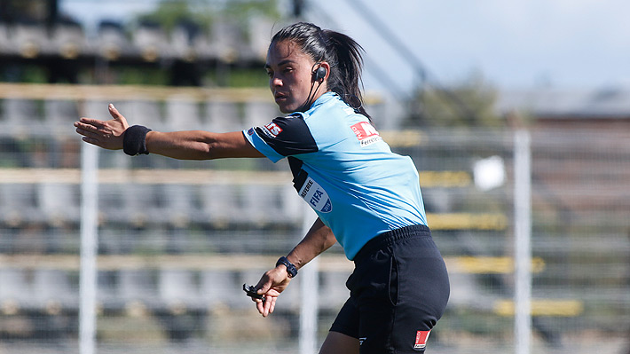 María Belén Carvajal en cancha